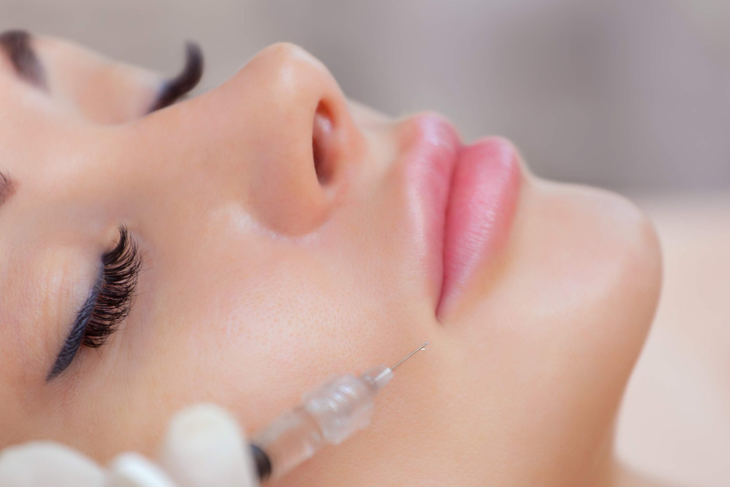 Exploring Botox and Fillers: Your Guide to Non-Surgical Facial Enhancements