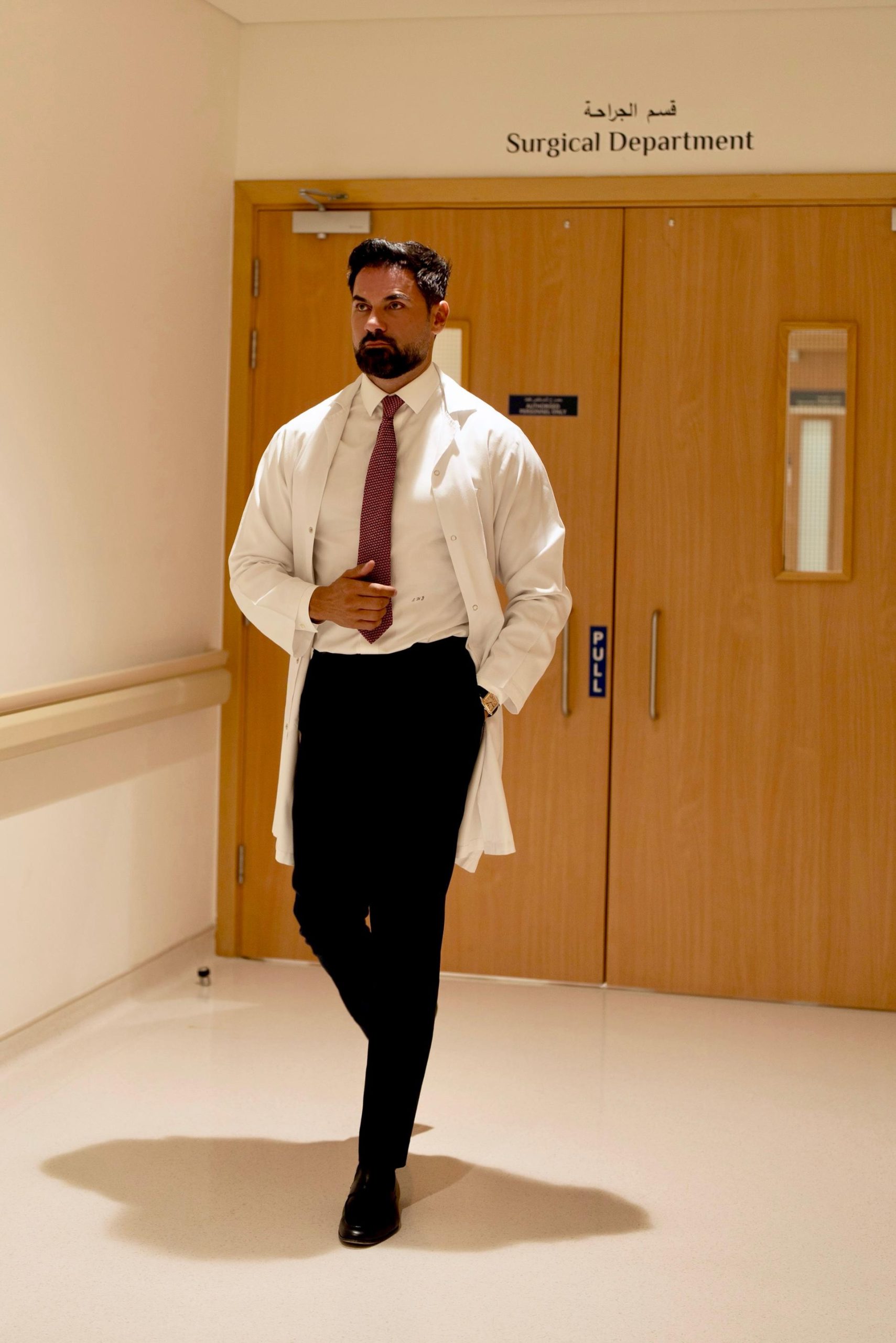 dr-leonard-pic02